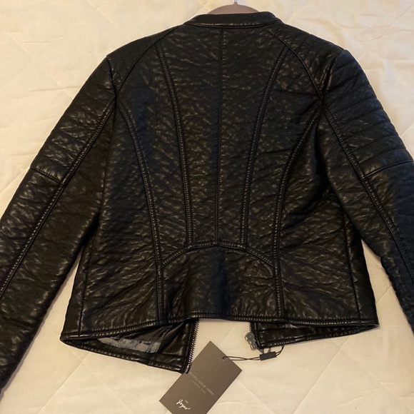 Beautiful motto leather jacket purchased and never wore - Picture 2 of 2